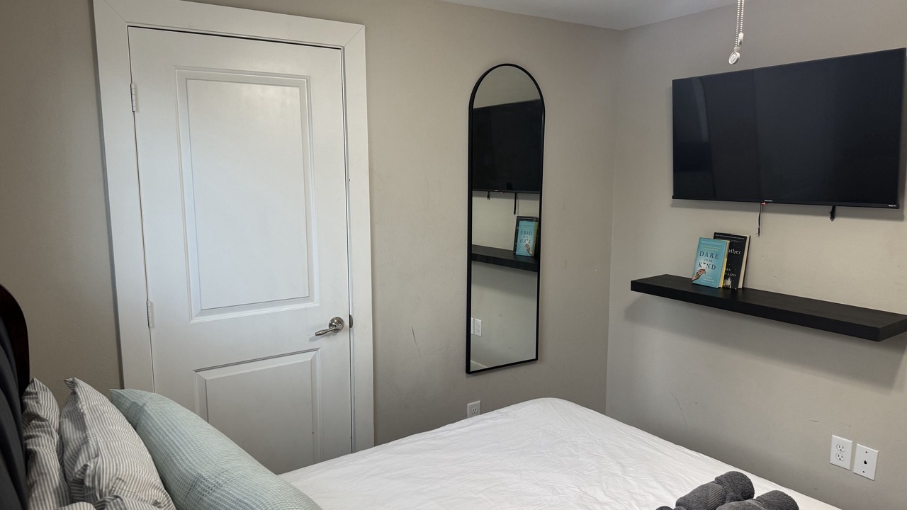 Photo of Bedroom in Greater East End