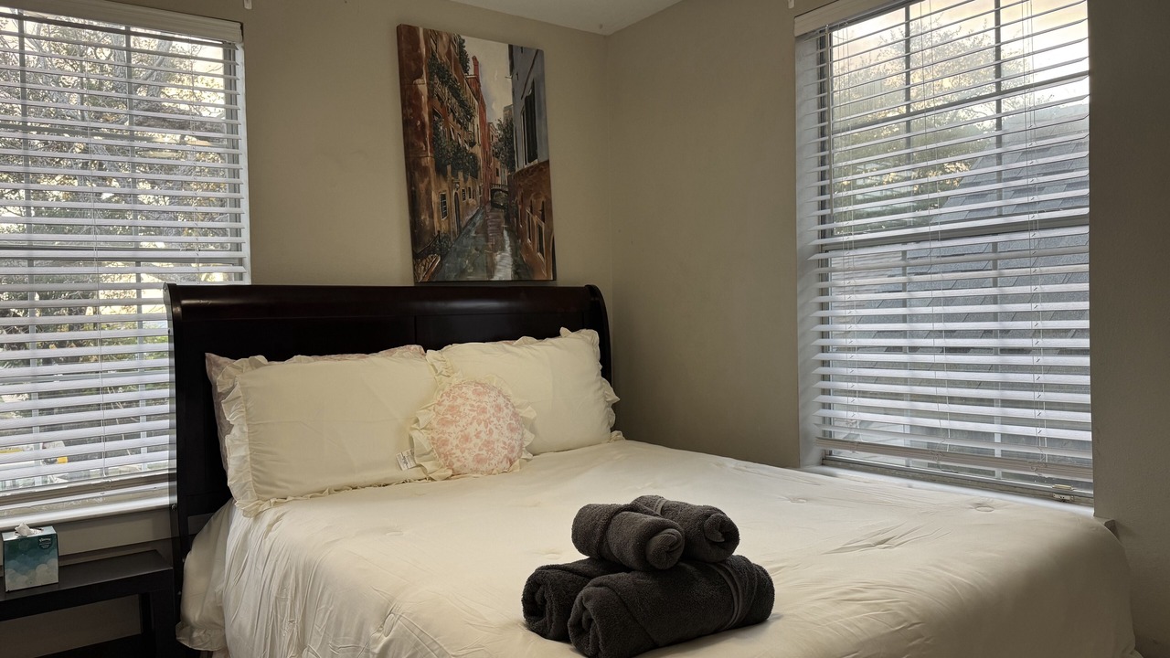Photo of Bedroom in Greater East End