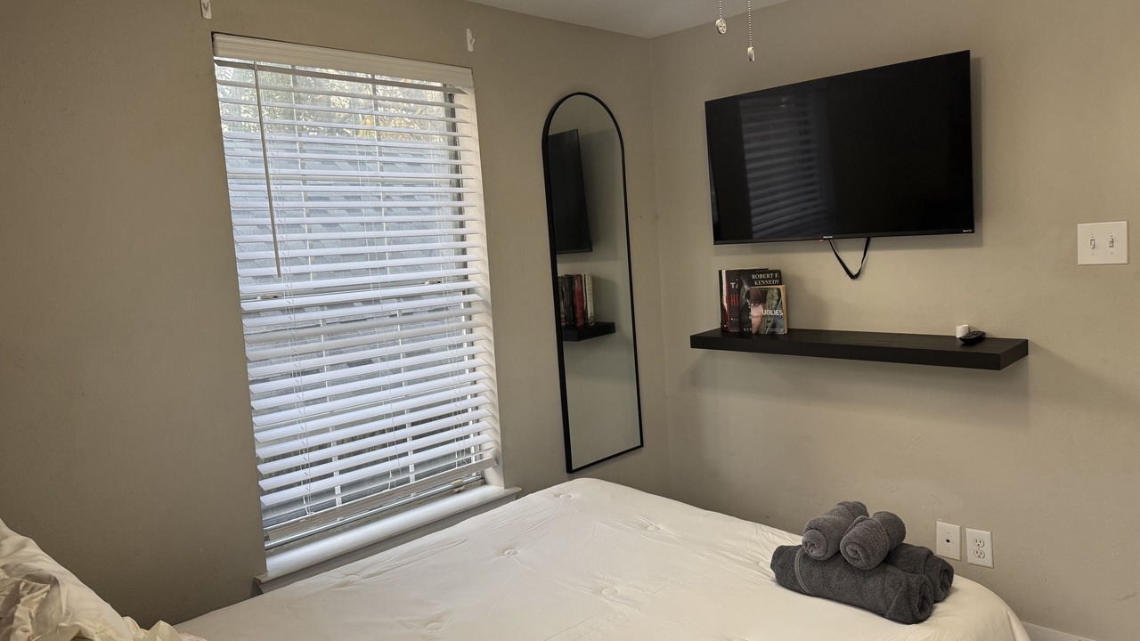 Photo of Bedroom in Greater East End
