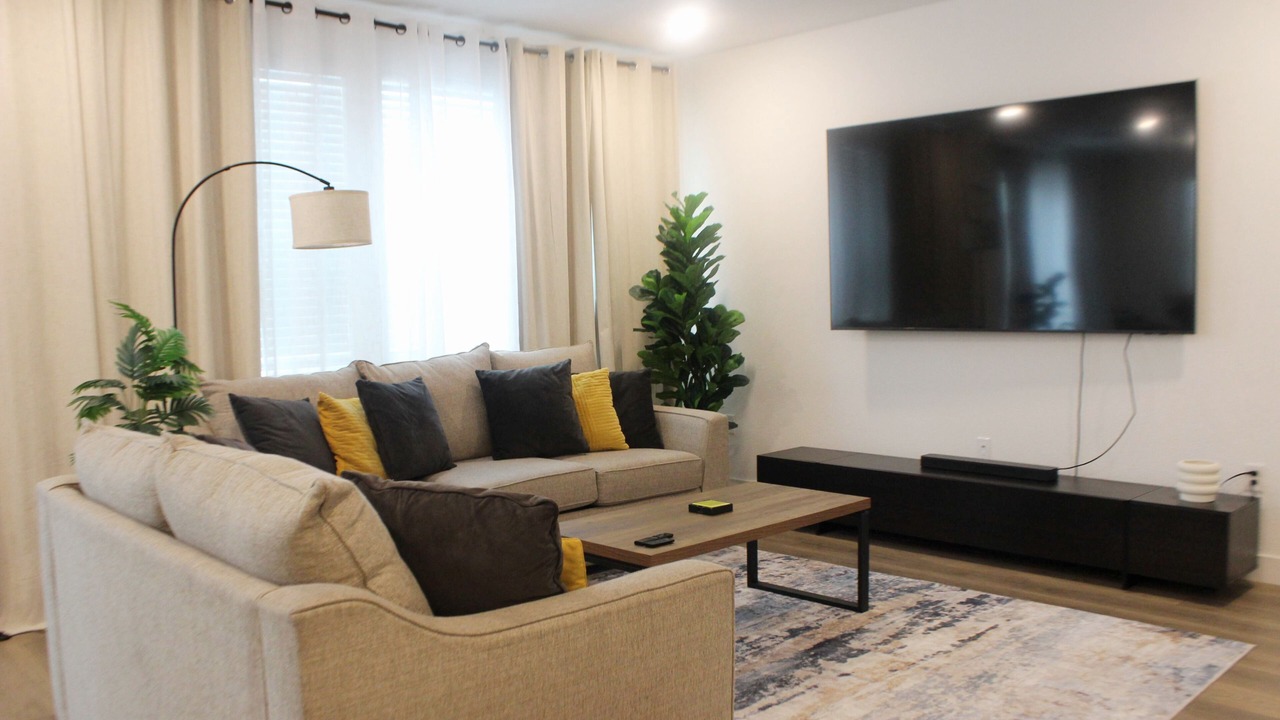 Photo of Livingroom in Lathrop