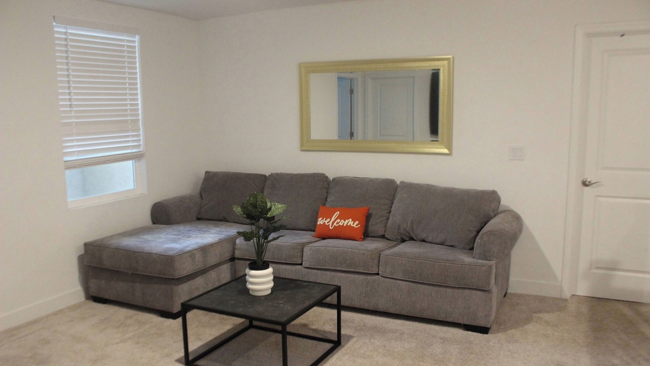 Photo of Livingroom in Lathrop