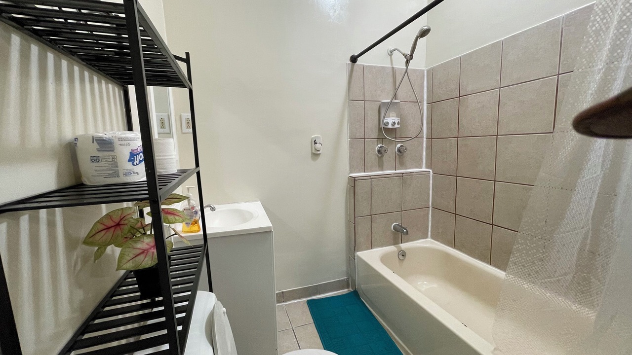 Photo of Bathroom in Brewerytown