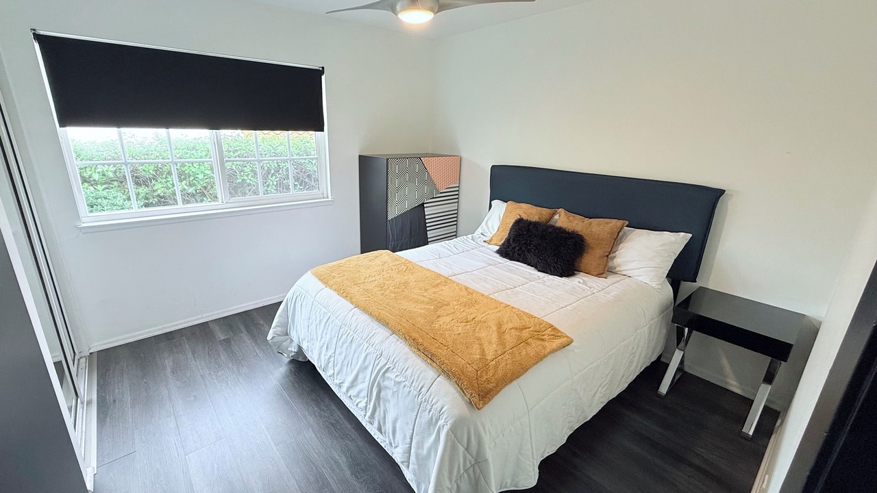 Photo of Bedroom in Agoura Hills