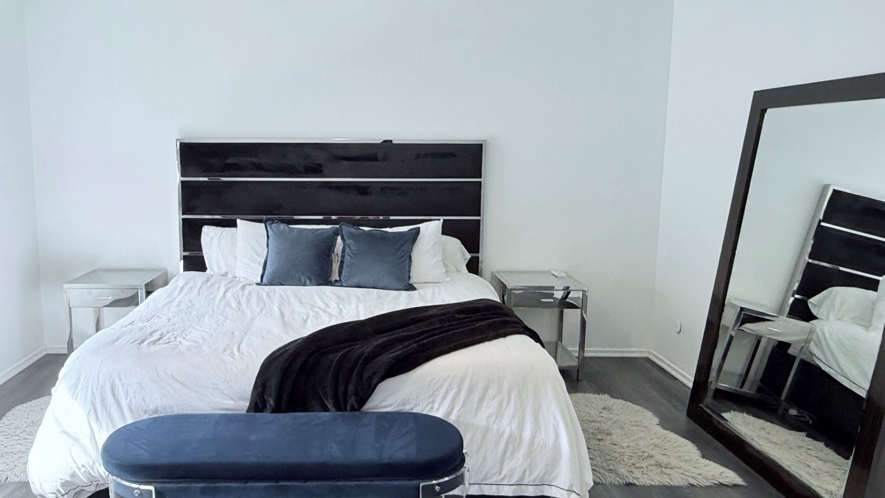 Photo of Bedroom in Agoura Hills