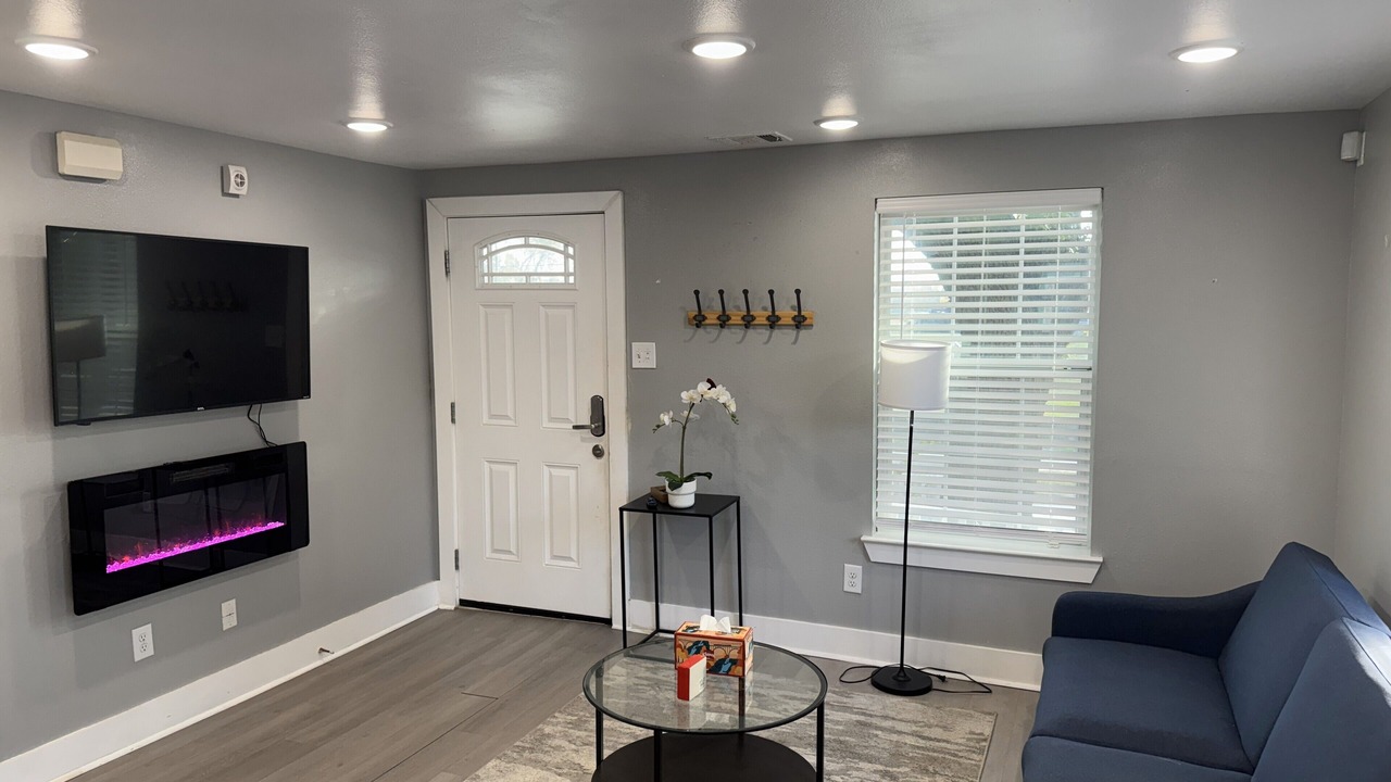 Photo of Livingroom in Greater East End