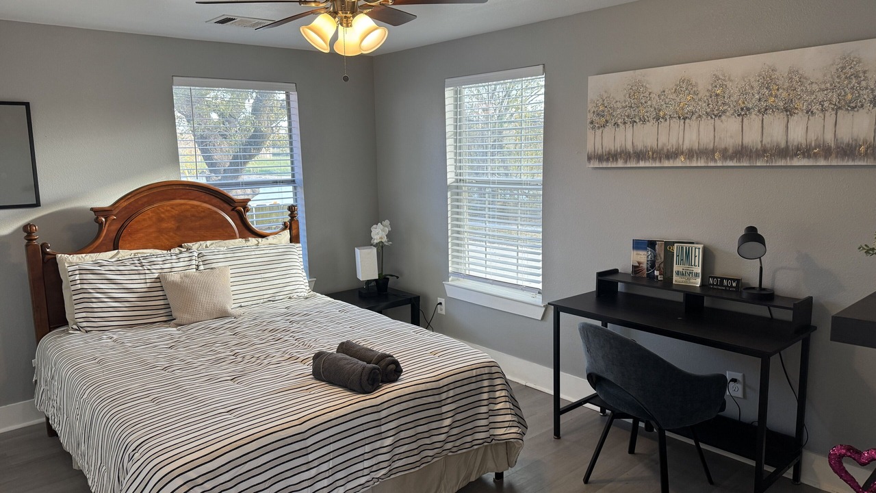 Photo of Bedroom in Greater East End