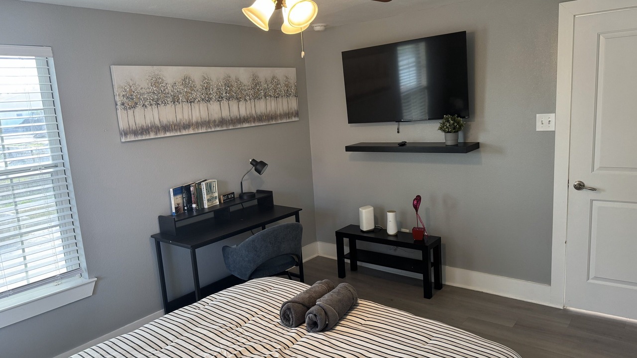 Photo of Bedroom in Greater East End