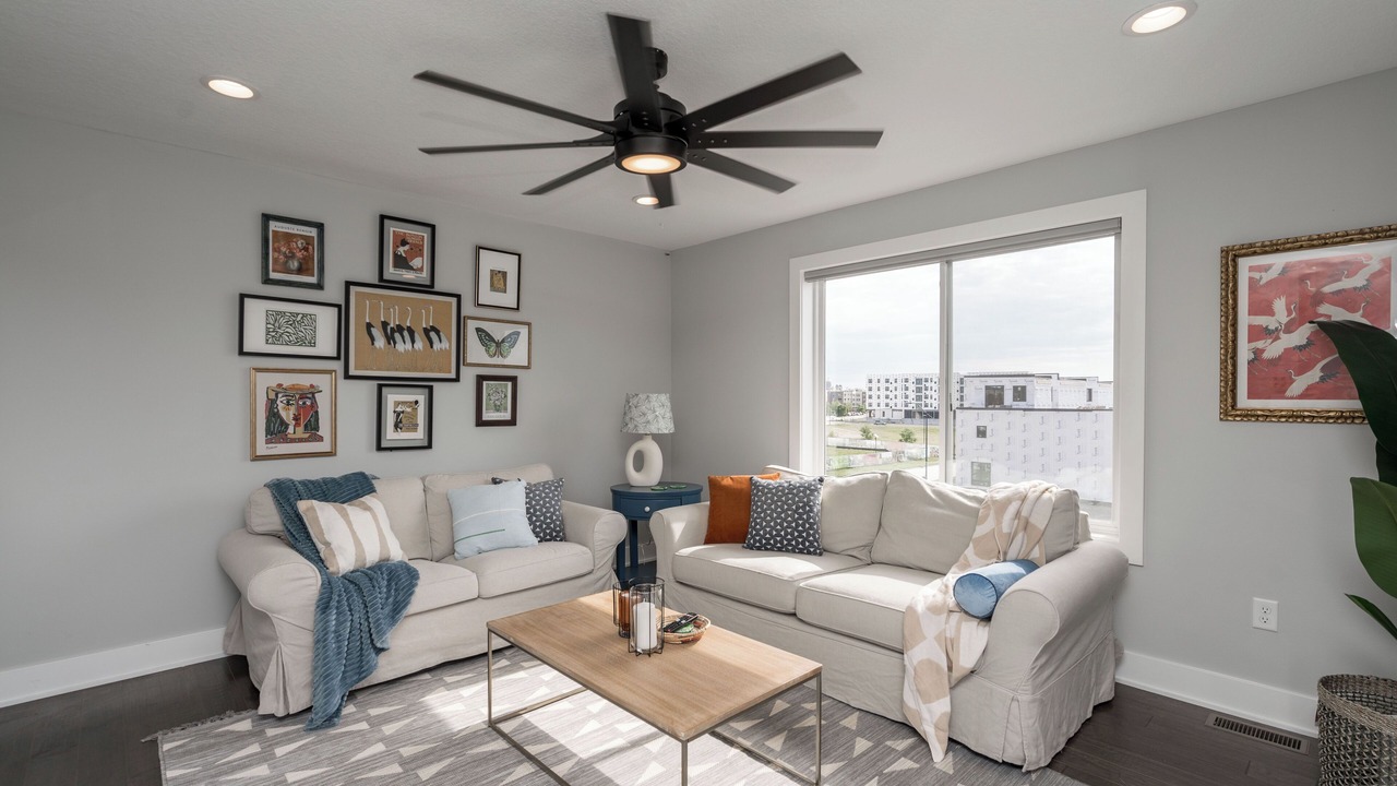 Photo of Livingroom in Downtown Des Moines