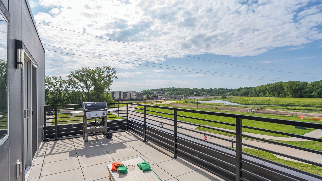 Photo of Patio Balcony in Downtown Des Moines