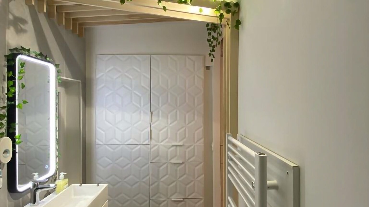 Photo of Bathroom in Lamalou-les-Bains