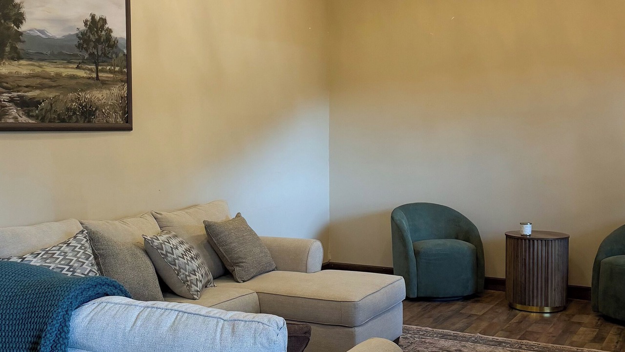 Photo of Livingroom in Reece City