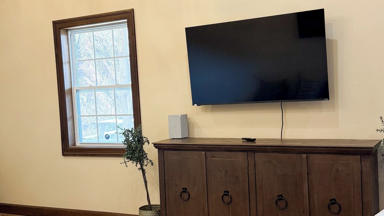 Photo of Livingroom in Reece City