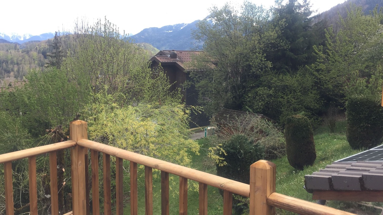 Photo of Outdoor in Onnion