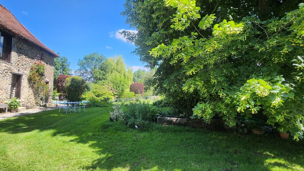 Photo of Patio Balcony in Saint Didier de la Tour