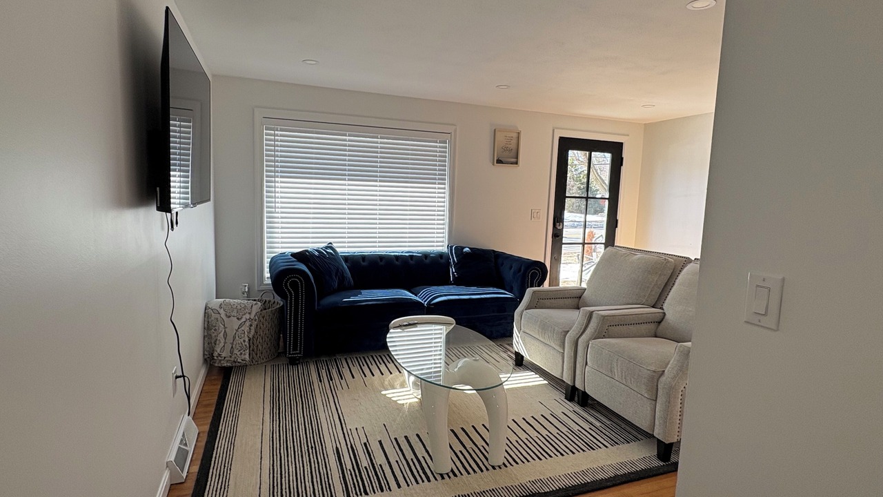 Photo of Livingroom in Newburyport