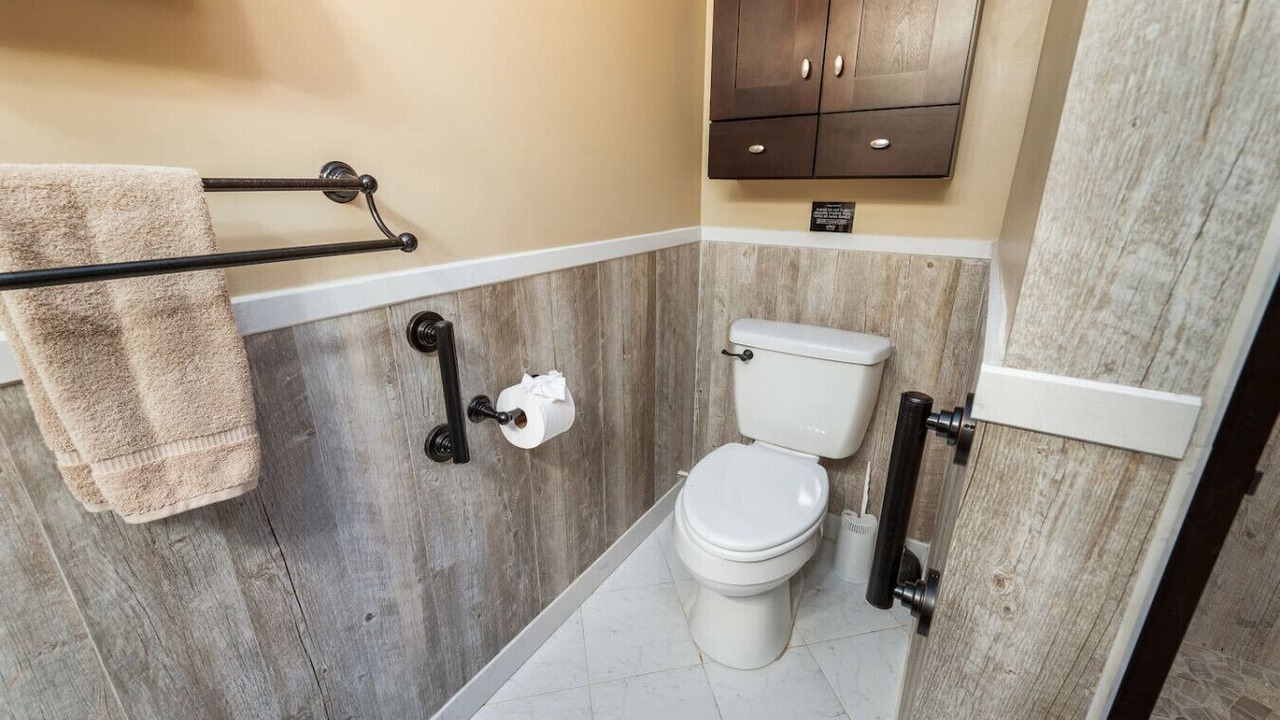 Photo of Bathroom in Monroe