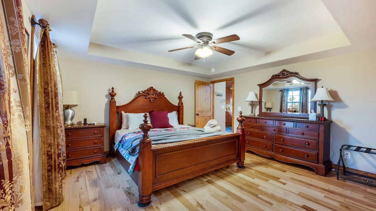 Photo of Bedroom in Monroe