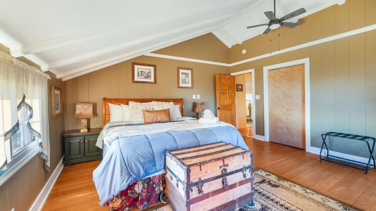 Photo of Bedroom in Monroe