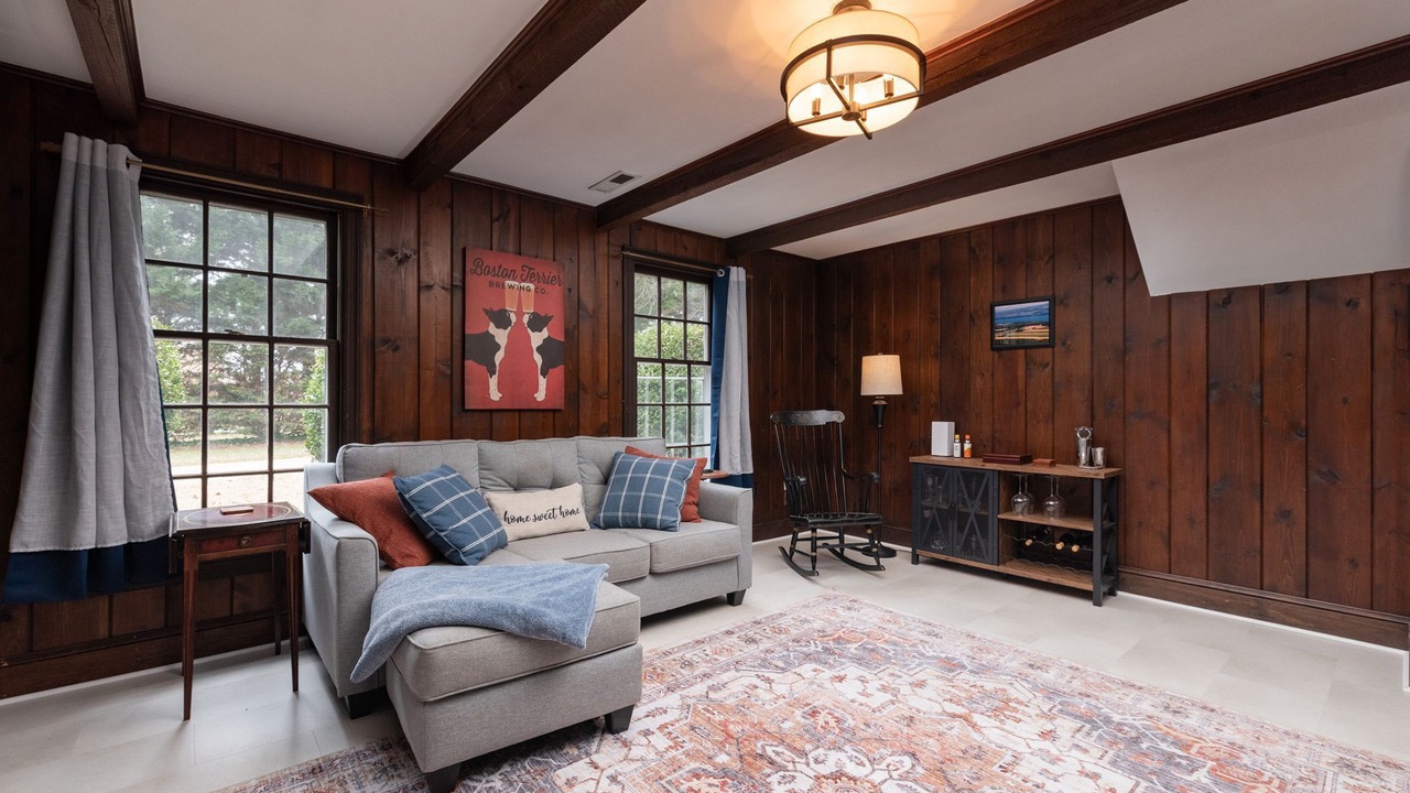 Photo of Livingroom in North Chesterfield