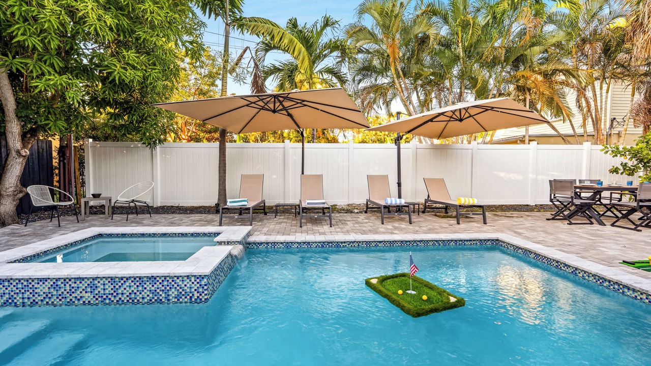 Photo of Outdoor in Poinsettia Heights
