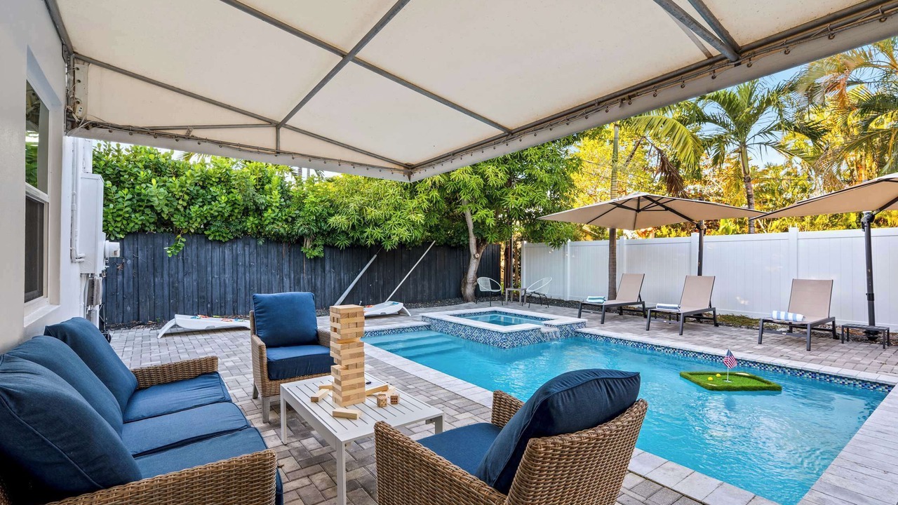 Photo of Outdoor in Poinsettia Heights