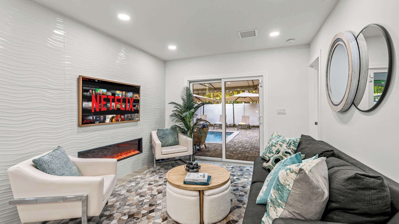 Photo of Others in Poinsettia Heights