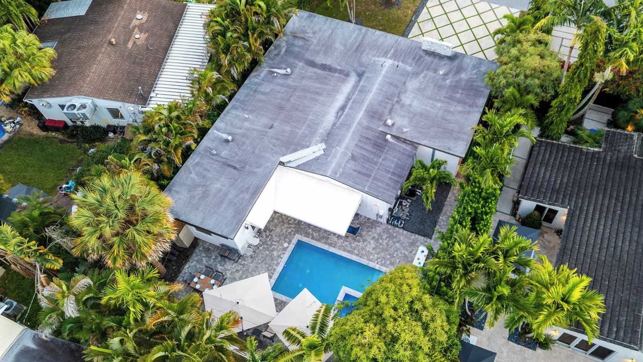 Photo of Outdoor in Poinsettia Heights