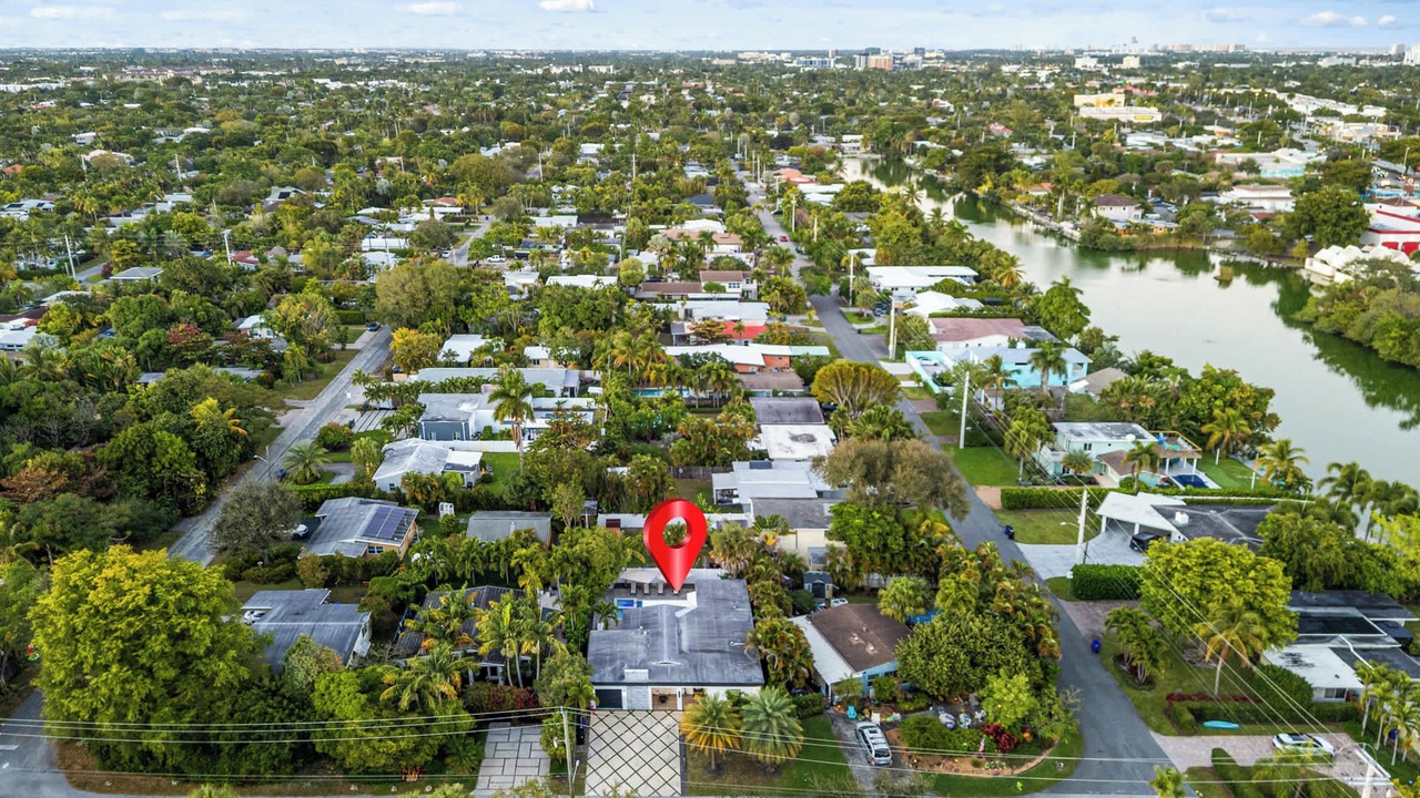 Photo of Outdoor in Poinsettia Heights