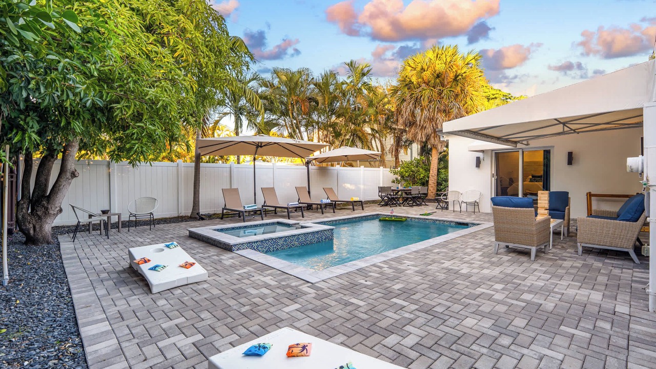 Photo of Outdoor in Poinsettia Heights