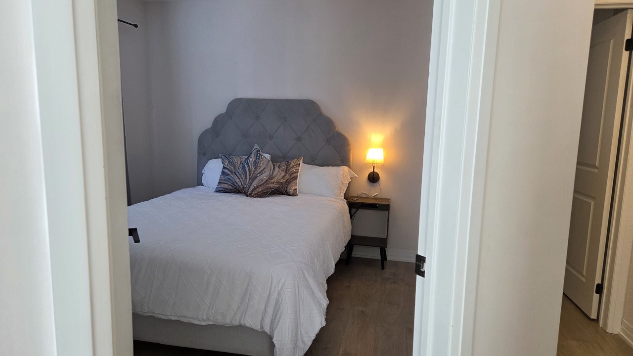 Photo of Bedroom in Bowmanville