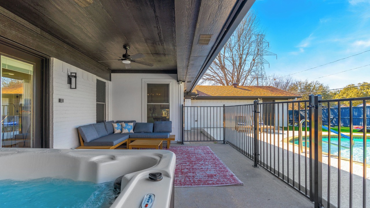 Photo of Patio Balcony in North Richland Hills
