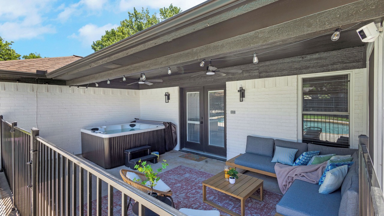 Photo of Patio Balcony in North Richland Hills