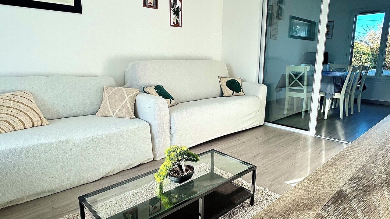 Photo of Livingroom in Goussainville