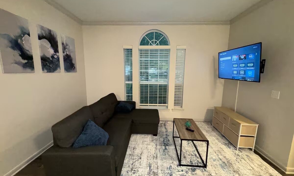 Photo of Livingroom in College Park