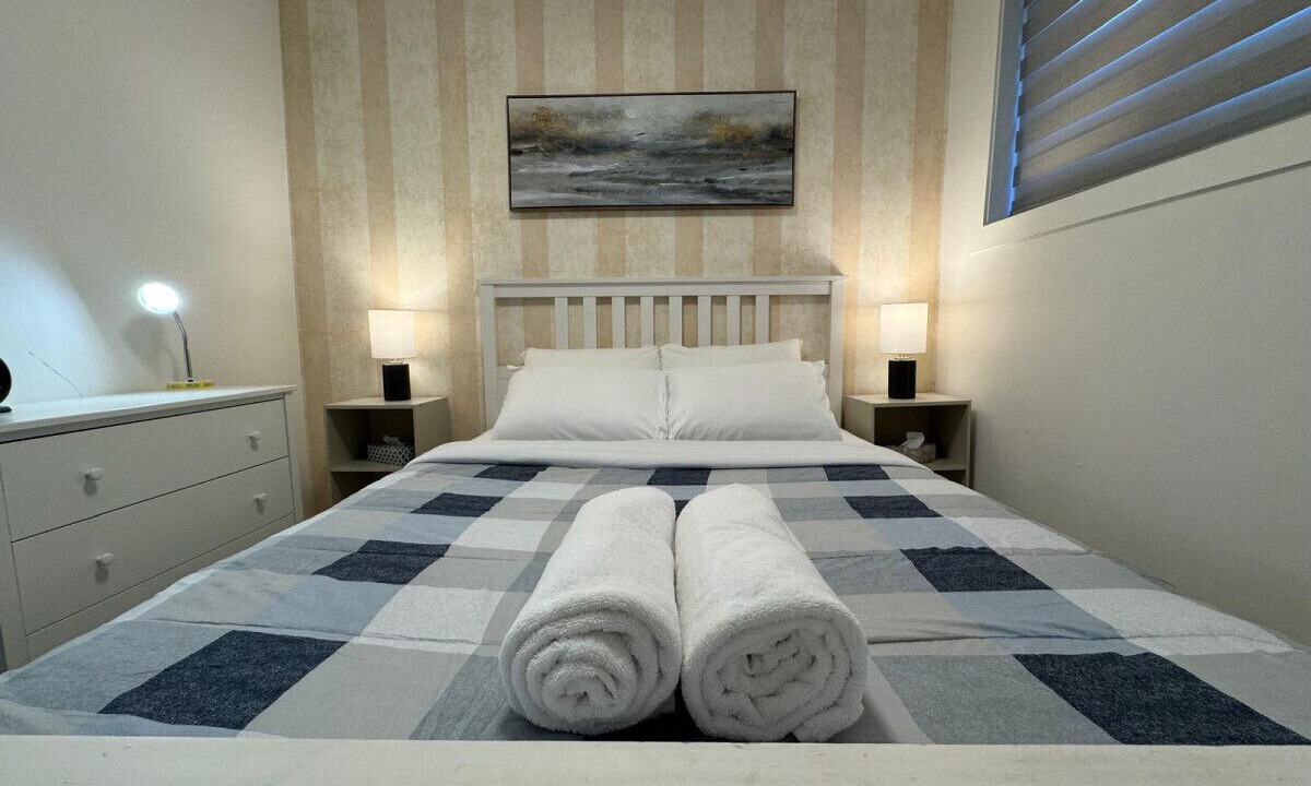 Photo of Bedroom in Cote-Des-Neiges—Notre-Dame-De-Grace