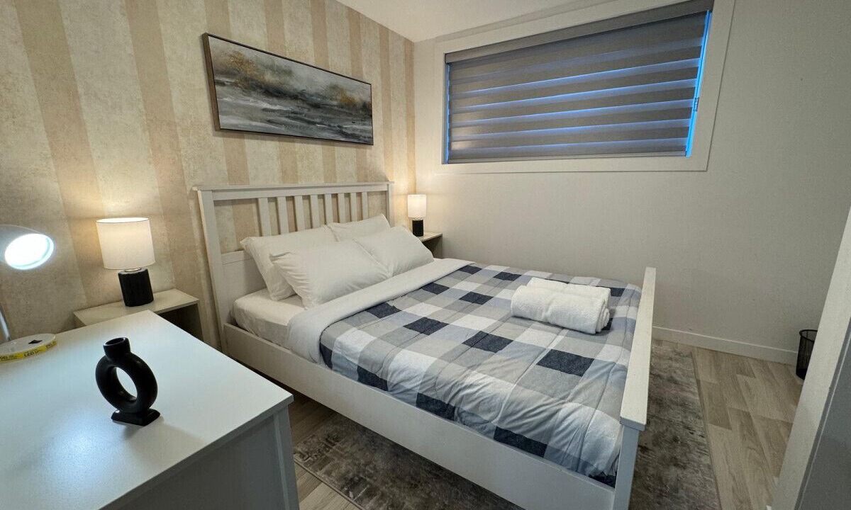 Photo of Bedroom in Cote-Des-Neiges—Notre-Dame-De-Grace