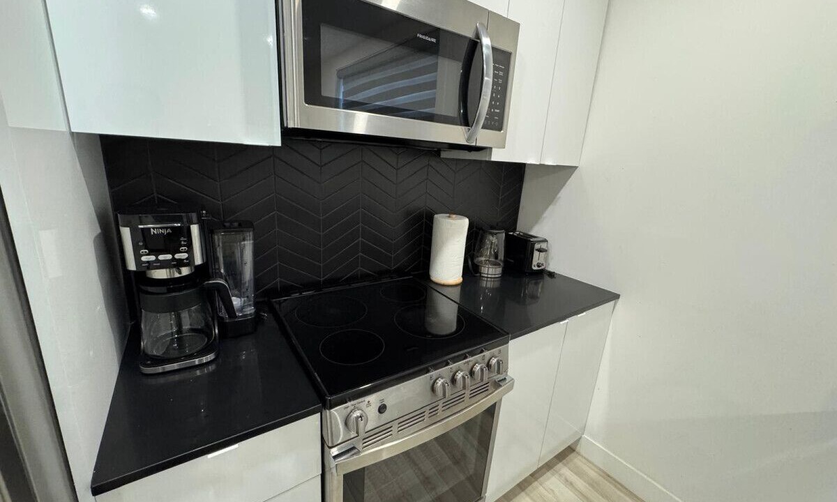 Photo of Kitchen in Cote-Des-Neiges—Notre-Dame-De-Grace