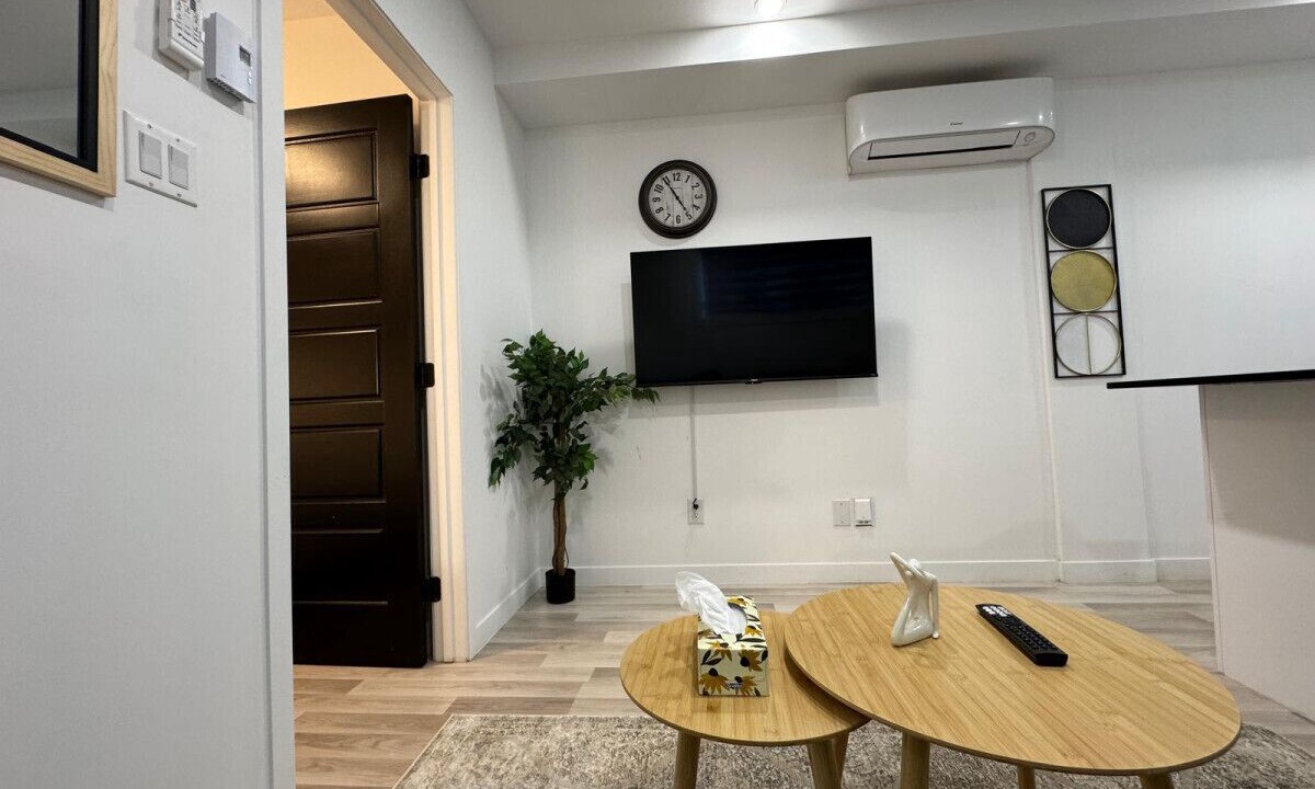 Photo of Others in Cote-Des-Neiges—Notre-Dame-De-Grace