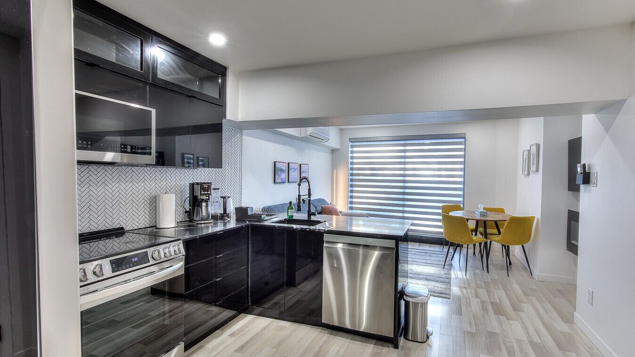 Photo of Kitchen in Cote-Des-Neiges—Notre-Dame-De-Grace