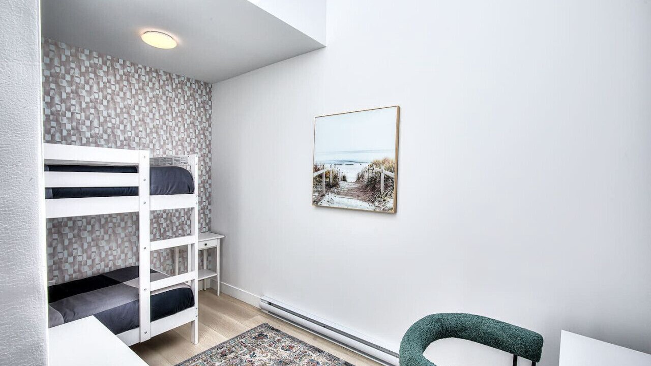 Photo of Bedroom in Cote-Des-Neiges—Notre-Dame-De-Grace