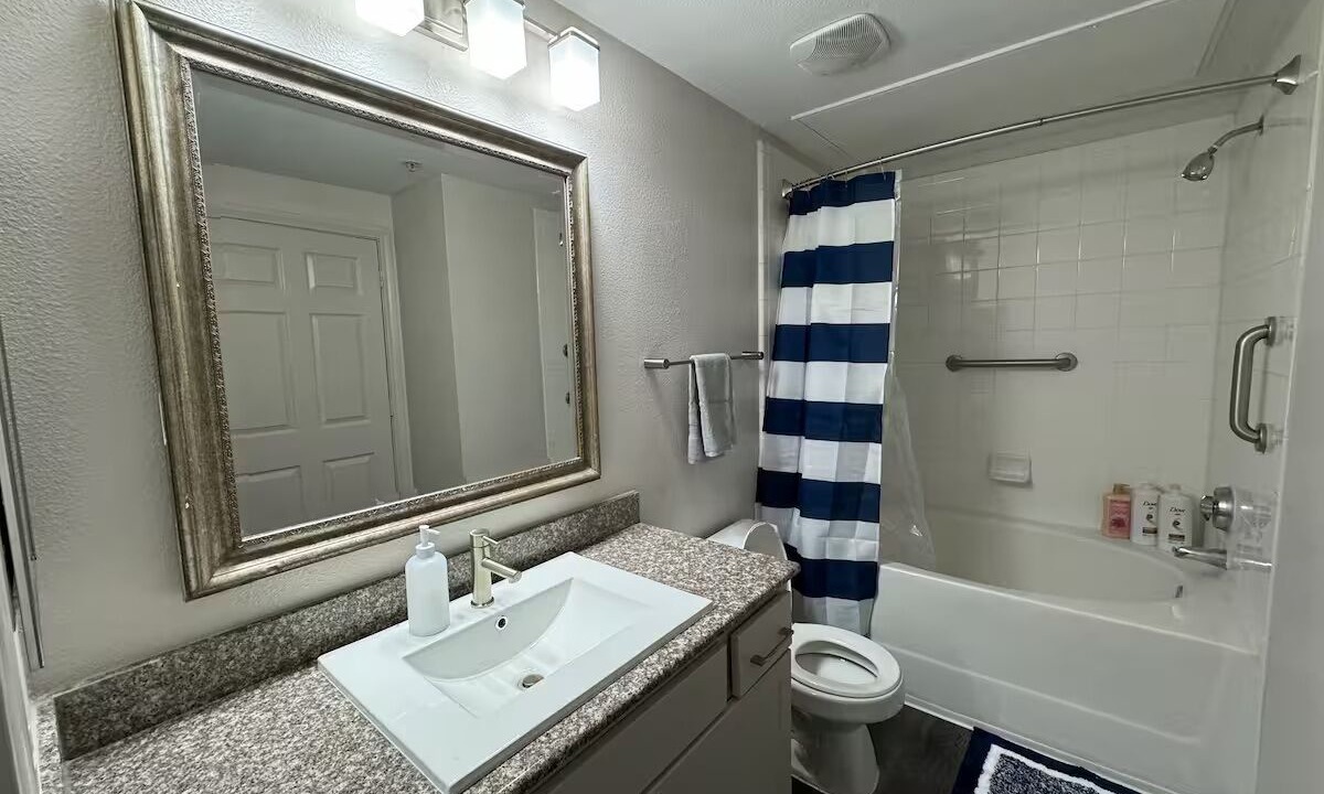Photo of Bathroom in College Park