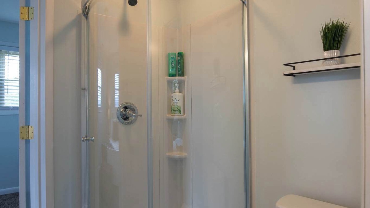 Photo of Bathroom in Greeneville