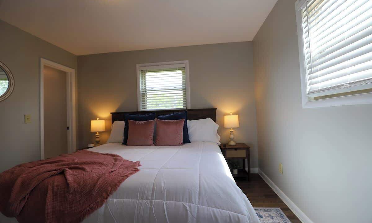 Photo of Bedroom in Greeneville