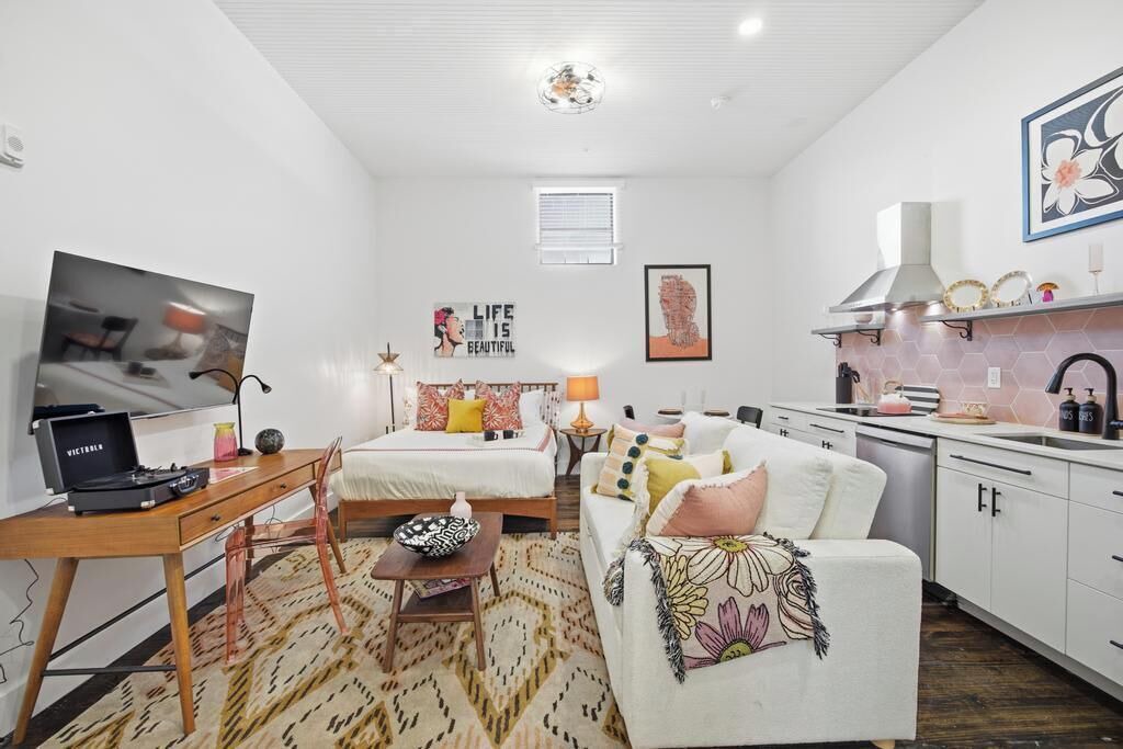 Photo of Livingroom in Downtown Jacksonville
