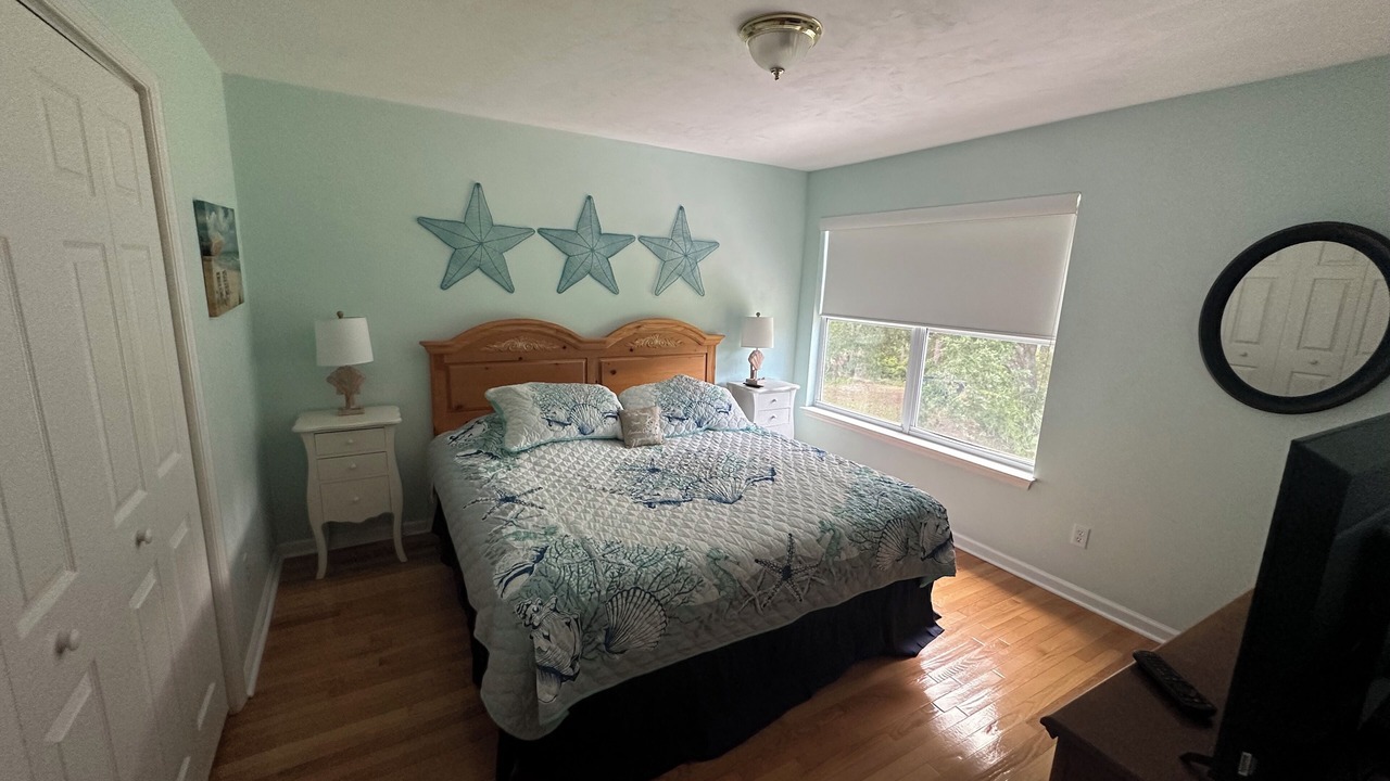 Photo of Bedroom in Carrabelle