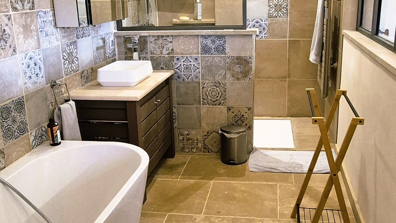 Photo of Bathroom in Saint-Just