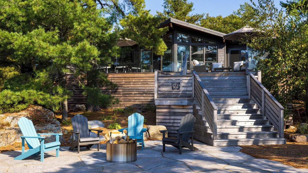 Photo of Patio Balcony in The Archipelago