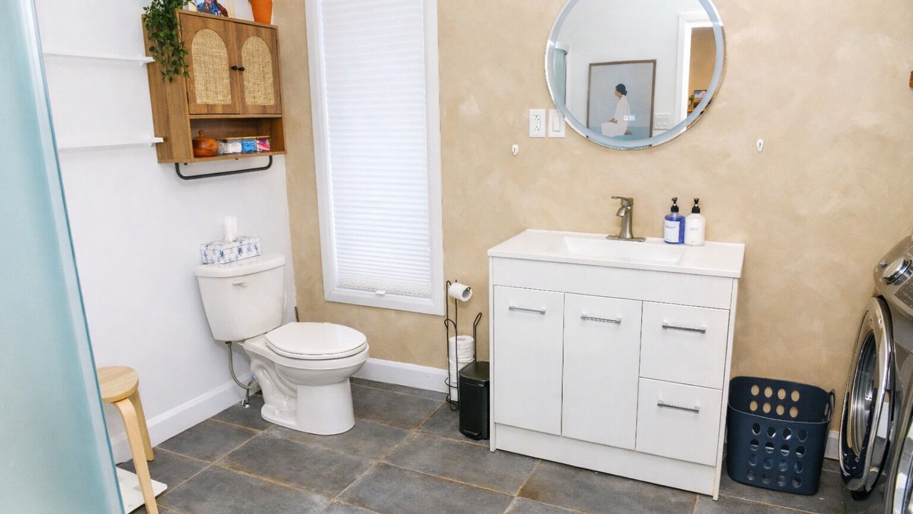 Photo of Bathroom in La Riviere-du-Nord Regional County Municipality
