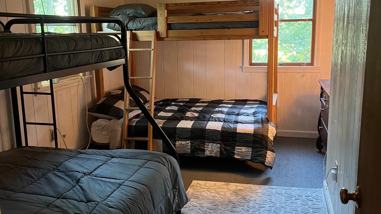 Photo of Bedroom in Mattawana