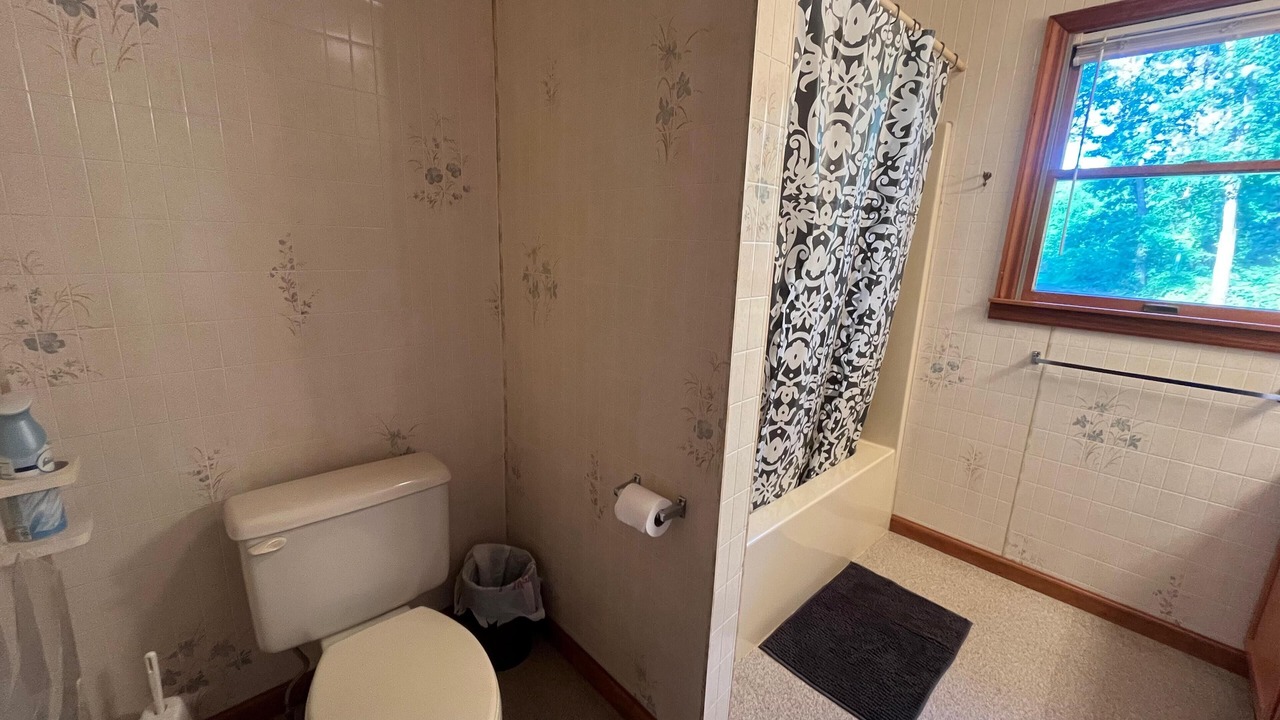 Photo of Bathroom in Mattawana